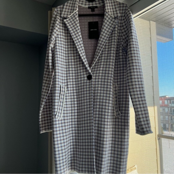 Brand new with tags RW and Co women chequered coat, white and light purple - Picture 2 of 10